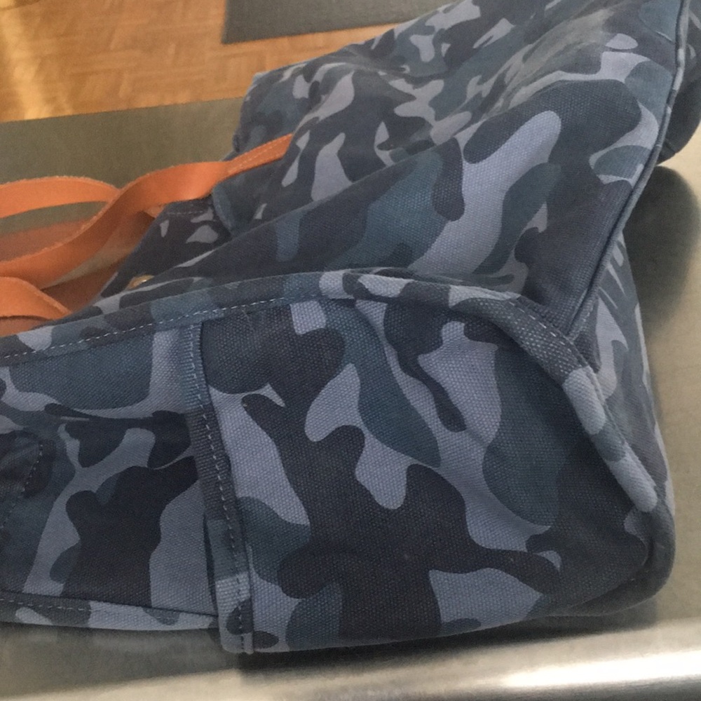 Pottery Barn Kids/ Camo/ Preppy/ Tote/ - Picture 6 of 7